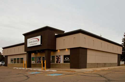 Eyecare-building-in-Lacombe-AB